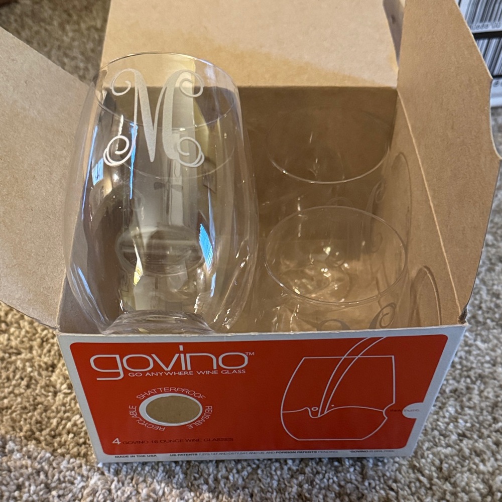 Set of 4 Govino M monogrammed Shatterproof Wine Glasses